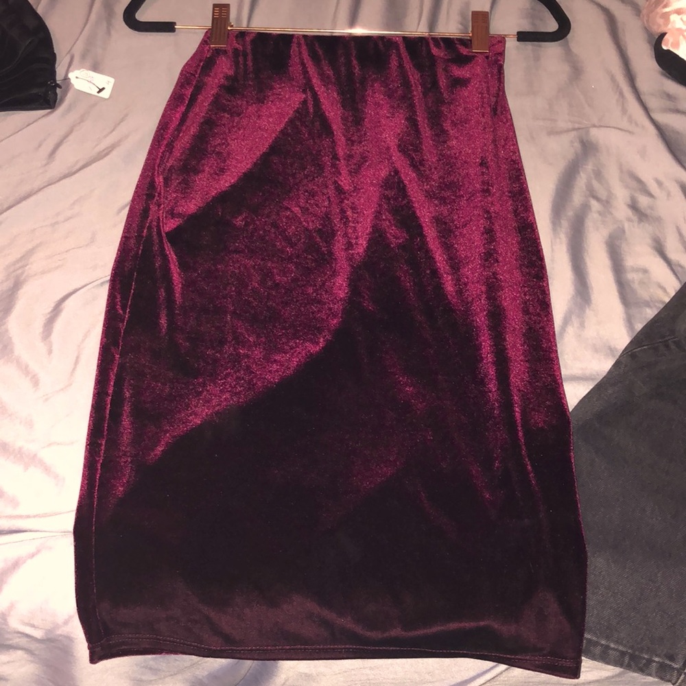 Vintage Wine Velvet Pencil Skirt